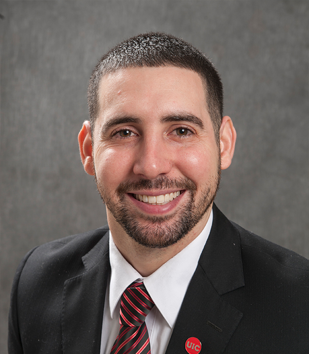 Eduardo Esteban Bustamante, assistant professor of kinesiology and nutrition.