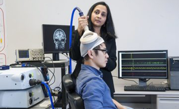 Madhavan measuring brain stimulation effects on a person