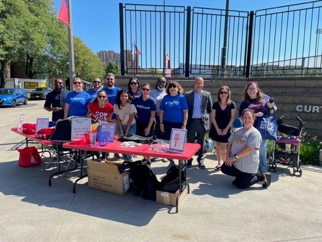 AHS students, alumni, faculty and staff pose for a group photo during the 2022 AHS fall kick-off event for new undergraduate students