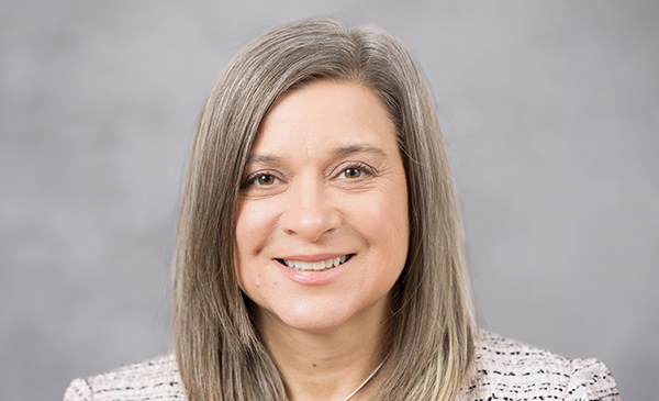 Susan Magasi headshot