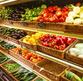 Image of produce section in grocery store
                  