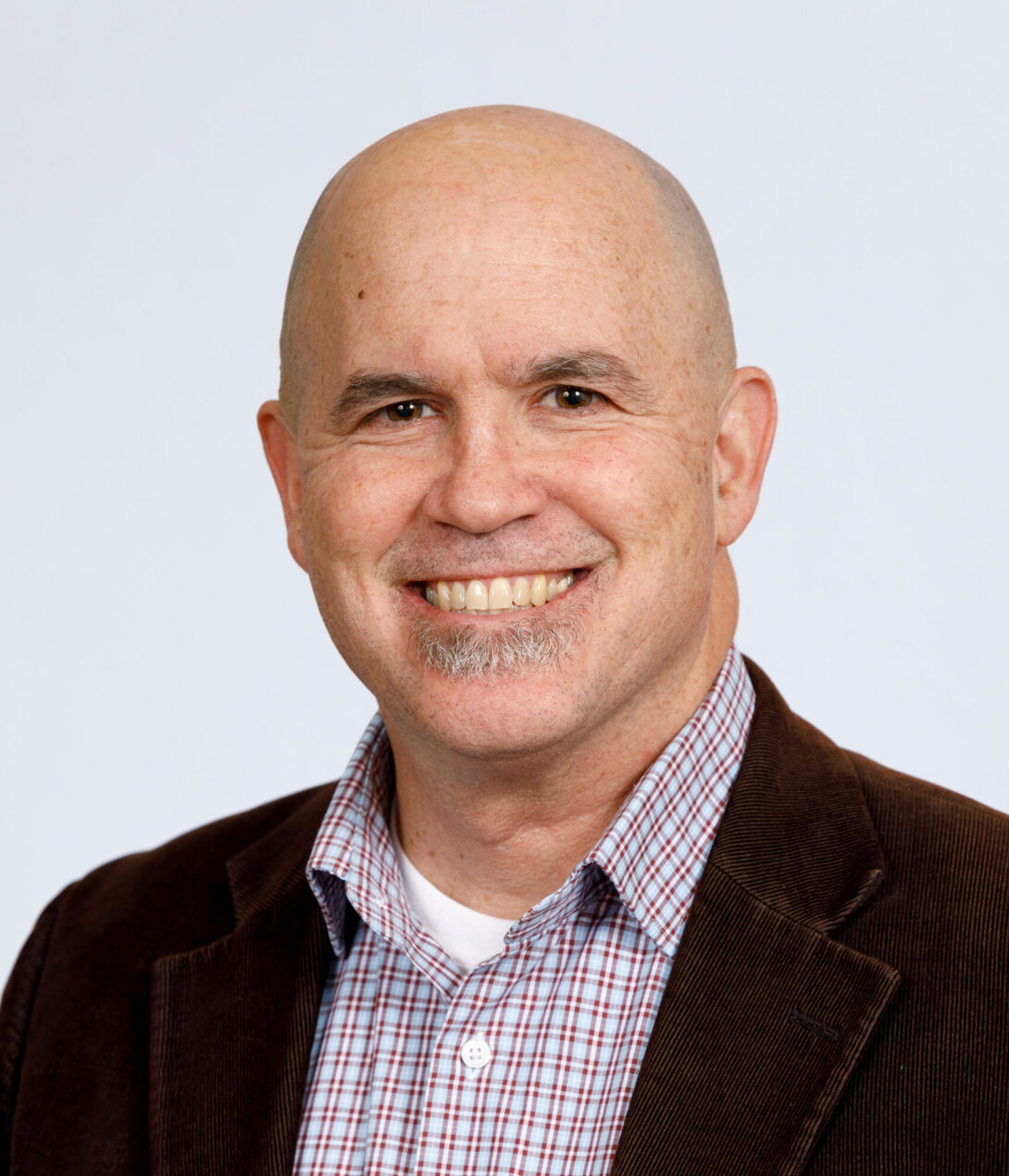 Aaron Keil Headshot