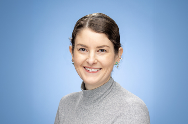 Caitlin Crabb headshot