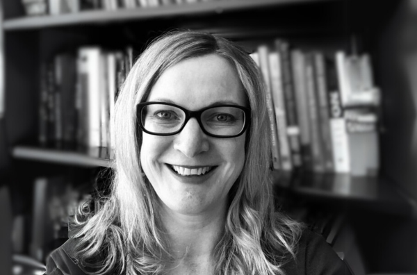 Sarah Parker Harris headshot